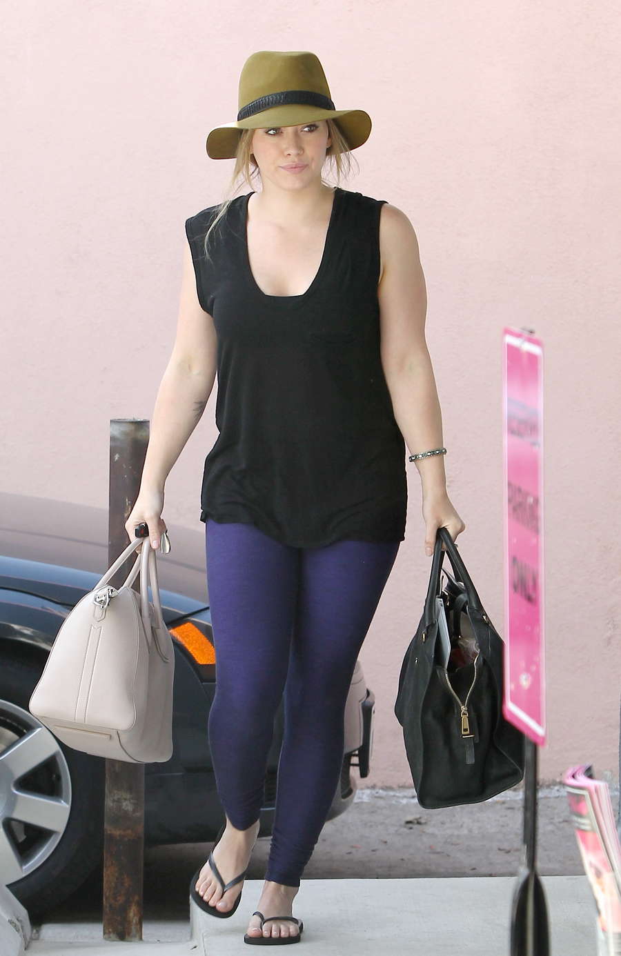 Hilarly Duff - Goes For a Workout in Beverly Hills